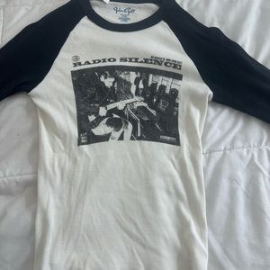 brandy melville bella radio silence top